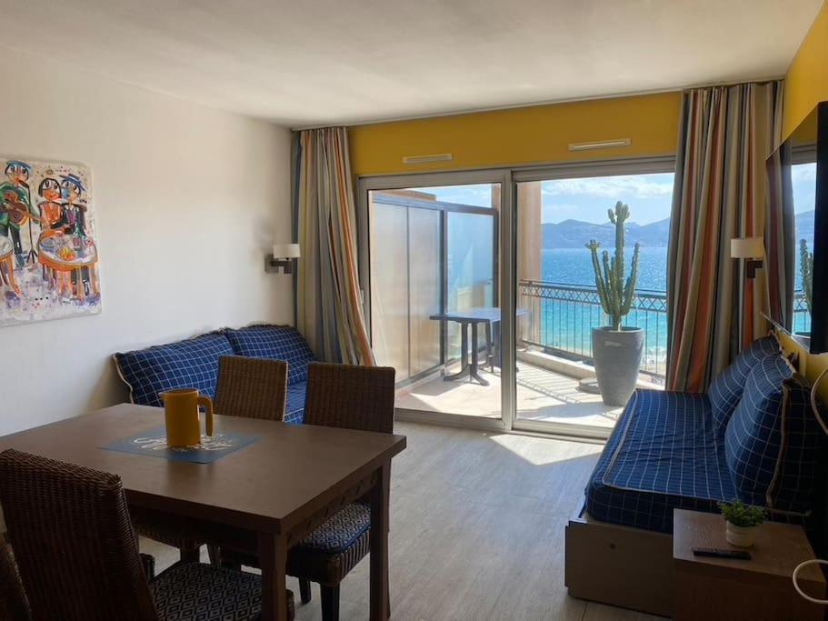 Apartment Vue 4 Pers. 50 M Clim Piscine Parking Hh Fernande *